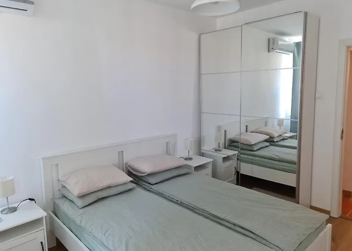 Rene's Leisure Apartman